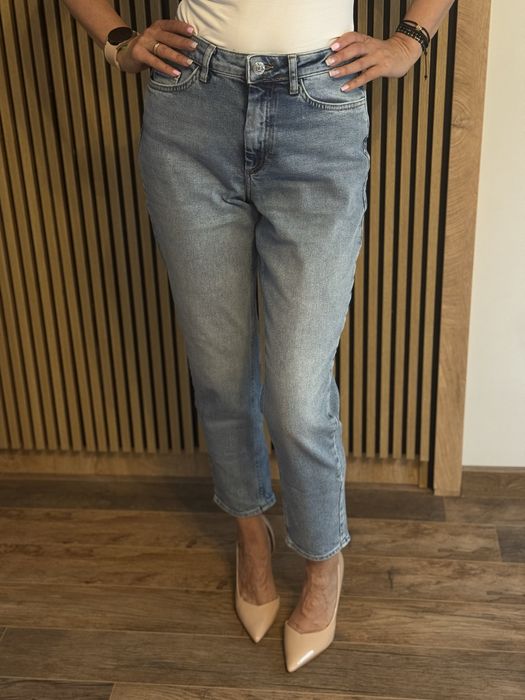 Различни модели дамски дънки