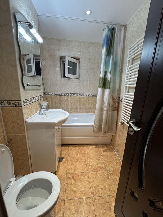 Apartament 3 camere decomandat