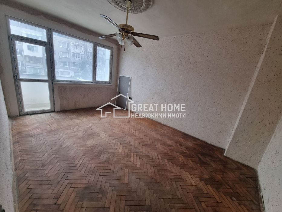 Продава се Тристаен апартамент в Търговище, Център - 70 кв.м за 1093 €/кв.м - Снимка #1