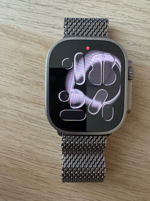 Apple Watch Ultra 2 49mm GPS + Cellular + Apple Titanium Milanese Loop