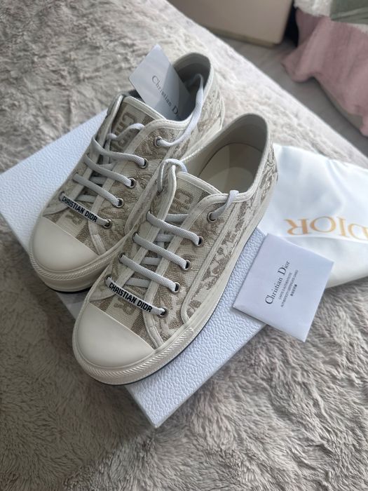 Кецове DIOR ест кожа