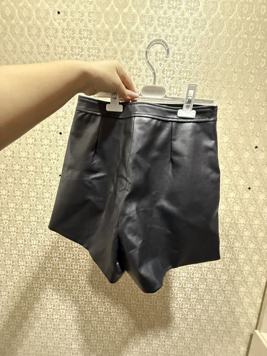 Продам 4 юбки-шорты