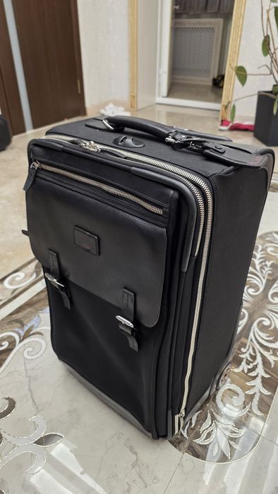 Чемодан Ручная кладь TUMI