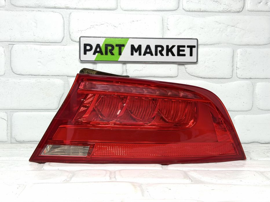 Десен външен стоп AUDI A7 4G 4G8945096A