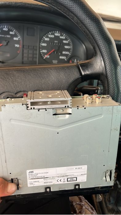 Магнитол JVC жағдайы жақсы