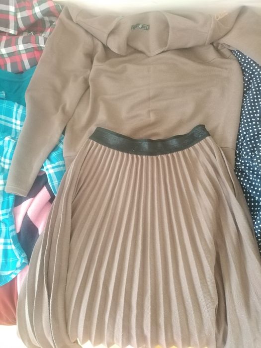 Пакет с вещами на женщину