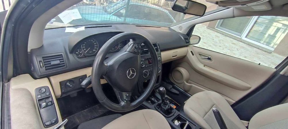 Mercedes A-Class W169 180 CDI на части