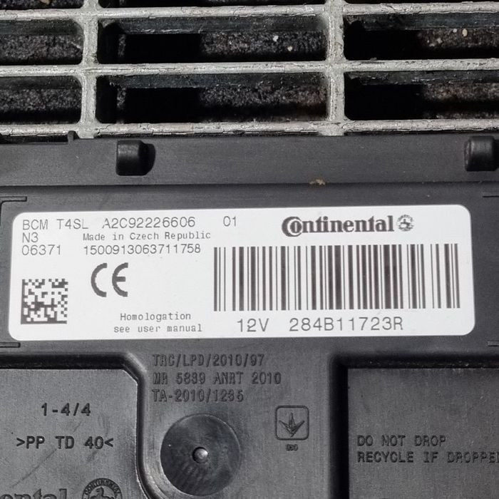 Modul Dacia Duster Facelift 2013 - 2018 (1384) 284b11723r