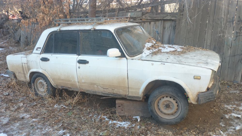 Продам ваз 2107.