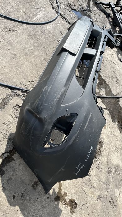 2 броя предна броня Mercedes Sprinter 2019