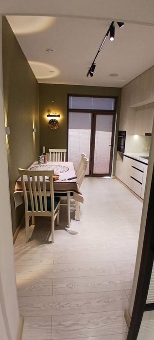 Люкс квартира ижарага берилади