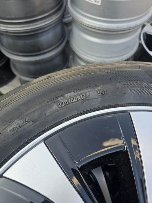 4 Броя НОВИ 225/60/17 Goodyear 24dot