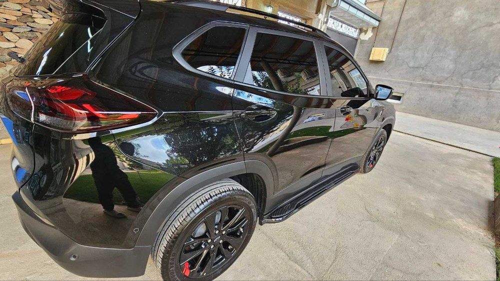Tracker REDLINE 2024 Black