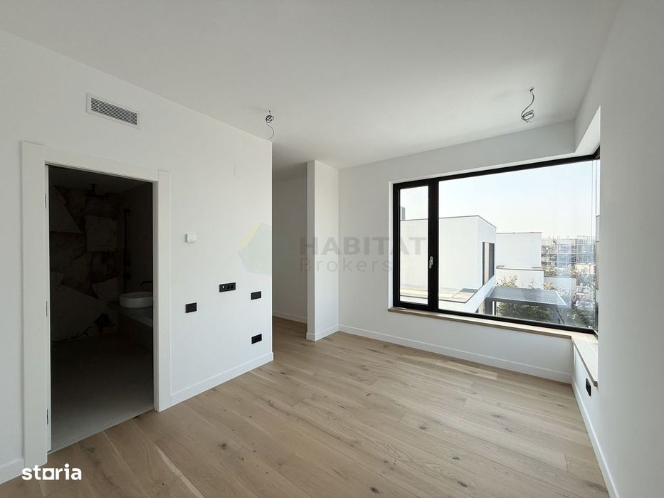 Vila tip duplex in Amber Forest, langa padure