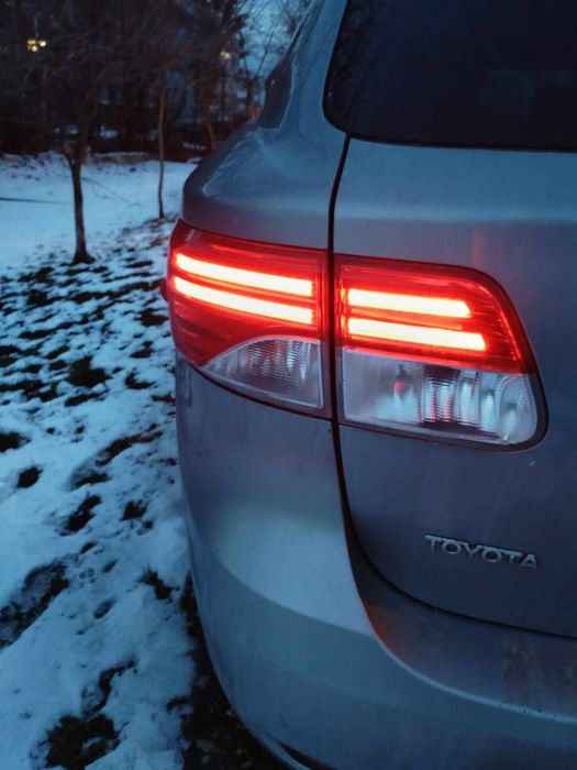 Dezmembrez 2 toyota avensis fab 2014 .si fab 2012 2.0.tdi .orice pies