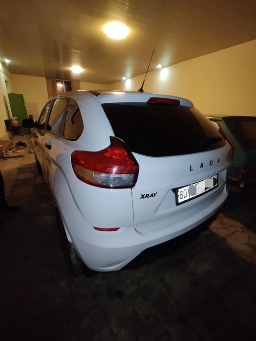 Lada Xray sotiladi