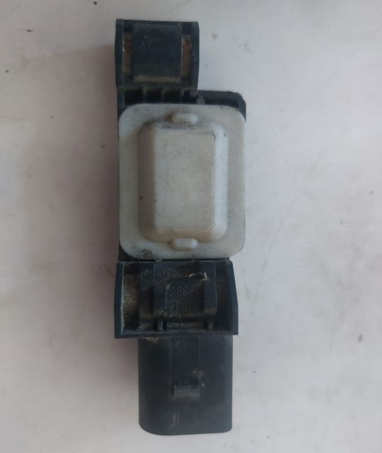 Senzor airbag 7L0 909 606 C Volkswagen VW Touareg generatia 1 7L