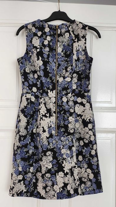 Ефектни рокли - различни, сини