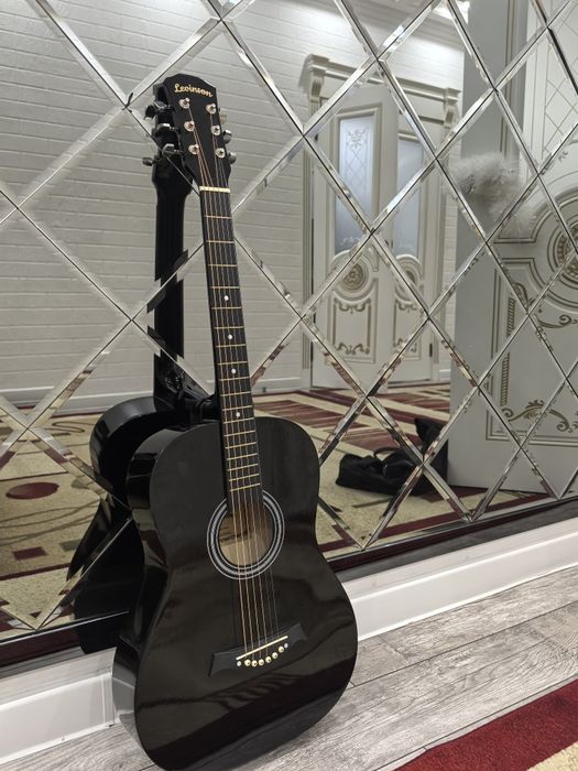 Гитара акустикалық почти новая