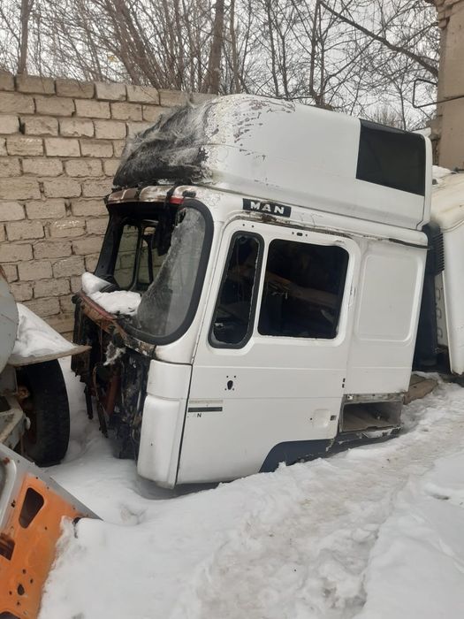 Продам раму и кабину Man