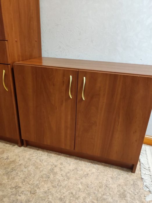 Продам шкафчик обувница