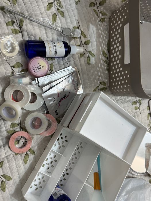 Продам все для наращивания ресниц
