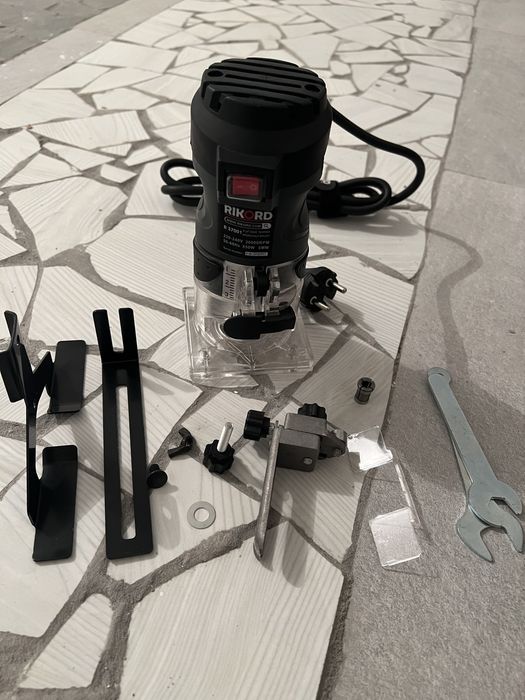 Фрезер RIKORD 550w freza sotiladi 8мм nasatka