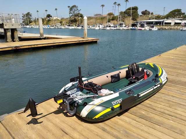 Barca gonflabila Intex Seahawk 3, pompa + vasle incluse, 2.95m x 1.37m