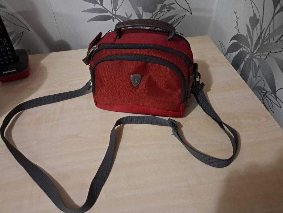 продам сумку для фотоаппарата