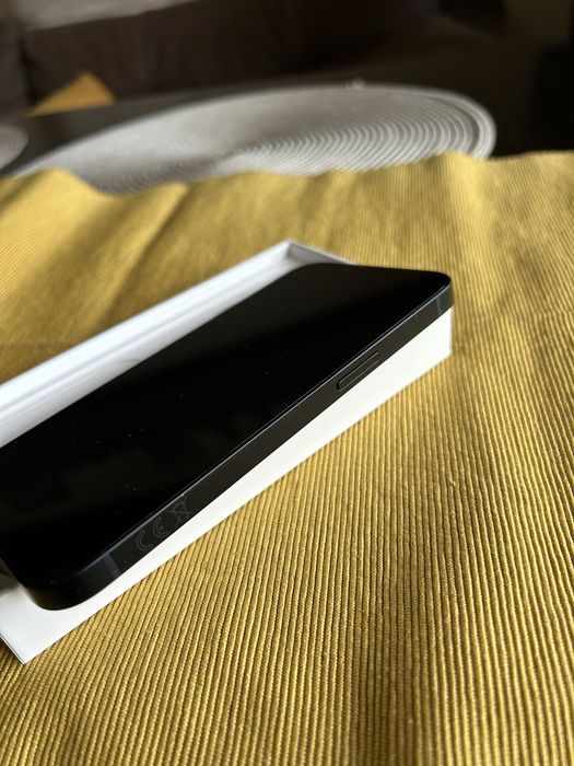 IPhone 13 Midnight 128GB