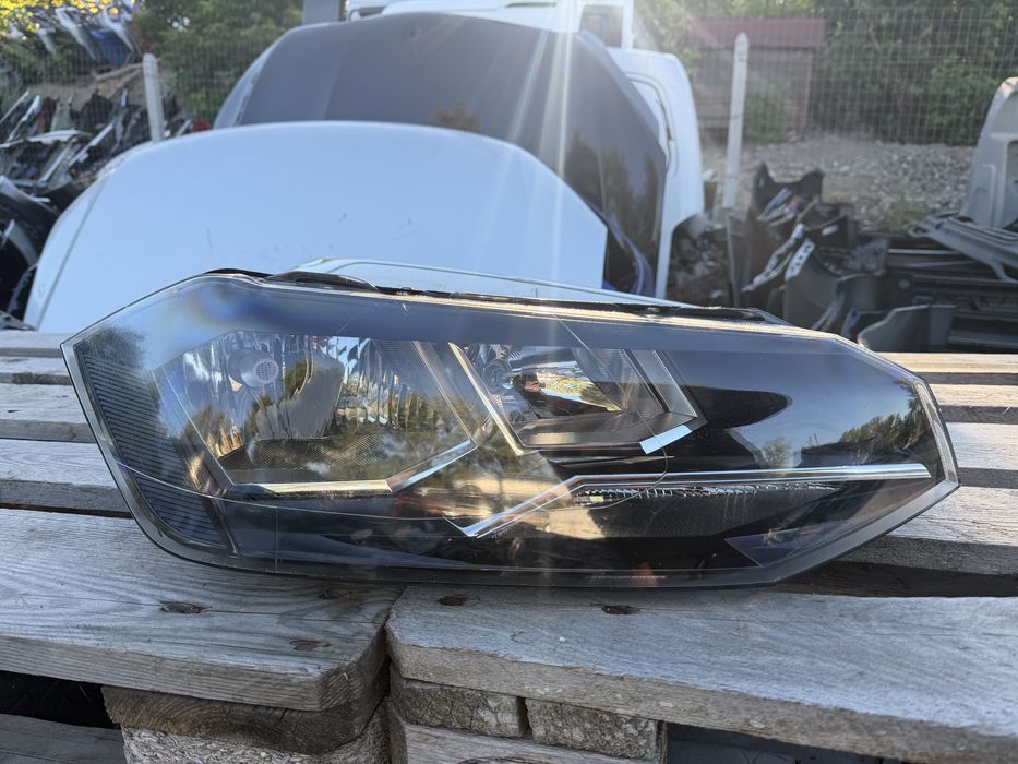 Фар VW Polo 6 2019 год.-