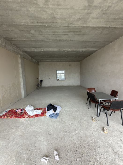 2 qavatli bino podvali bilan