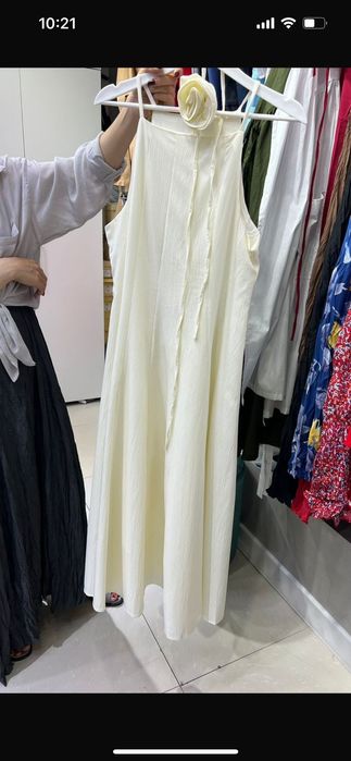 Продам платья на корпаратив