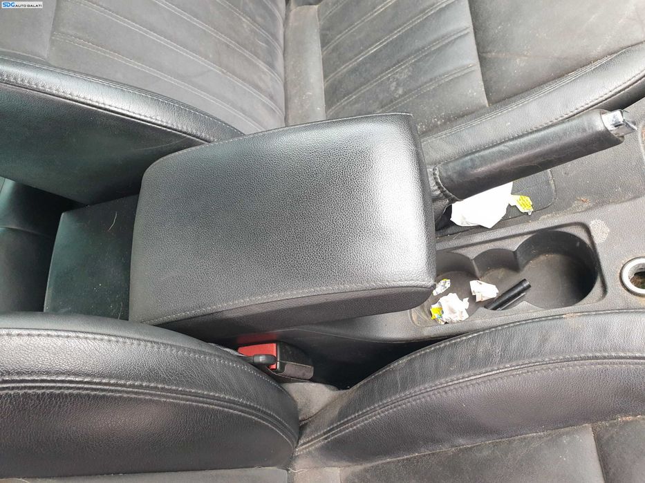 Cotiera Piele cu Consola Centrala Skoda Octavia 3 2013 - 2020 [K4843]
