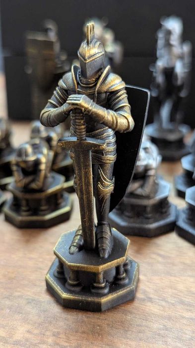 Луксозен 3D принтиран шах „Хари Потър“ – Wizard Chess | Колекционерски комплект