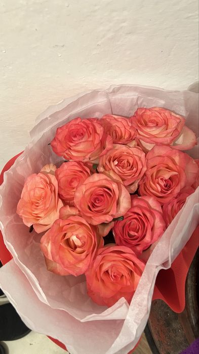 Цветы продам подарили вчера