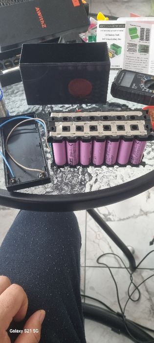 Baterie 12 v  18 Ah