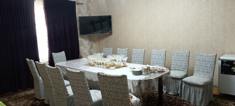 2 mavzeda 2-qavatda 3 xonalik uy sotiladi