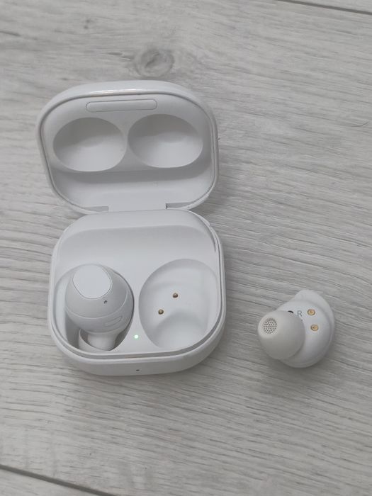 Samsung galaxy buds fe