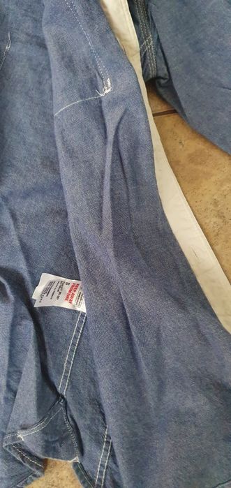 Camasa blug unisex BURTON,originală, stare perfectă,ca nouă!