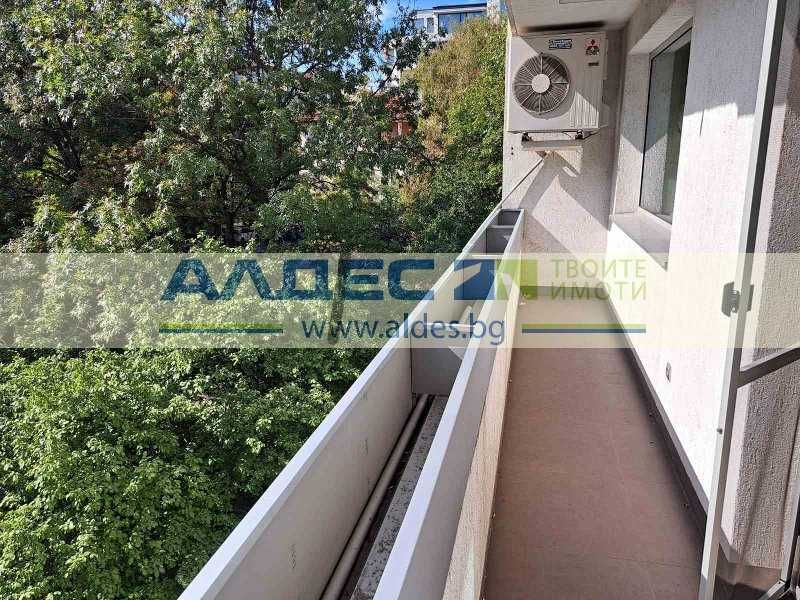 Дава се под наем Тристаен апартамент в София, Медицинска академия - 100 кв.м за 1000 € - Снимка #1