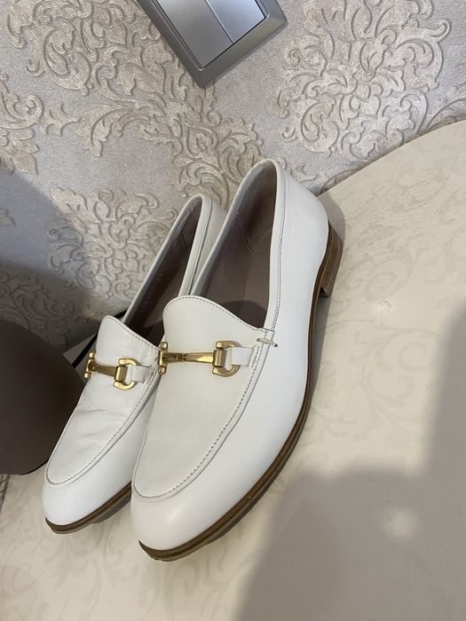 Кожаная обувь в отличном состоянии