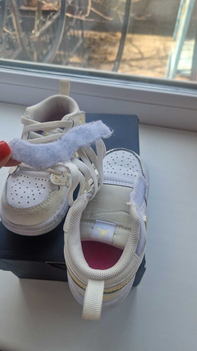 Кроссовки детские