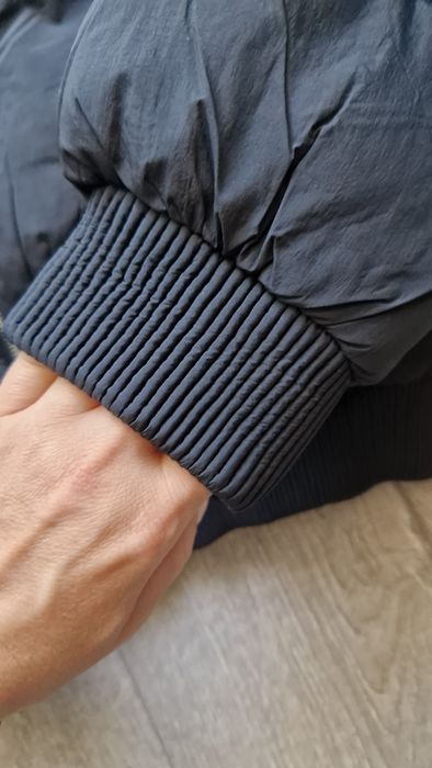 Geaca neagra dama