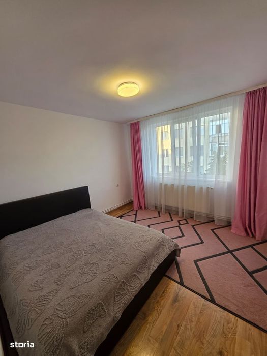 Apartament de vanzare, 3 camere, decomandat, 72 mp, Alexandru cel Bun