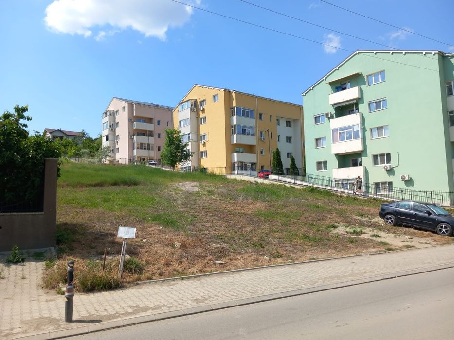 Rate/Vând teren str Visani