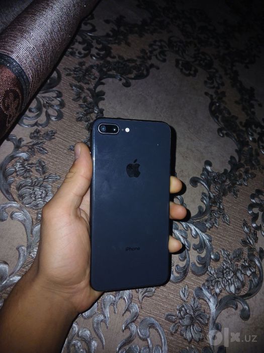 Iphone8+ 256 gb 77 emkost