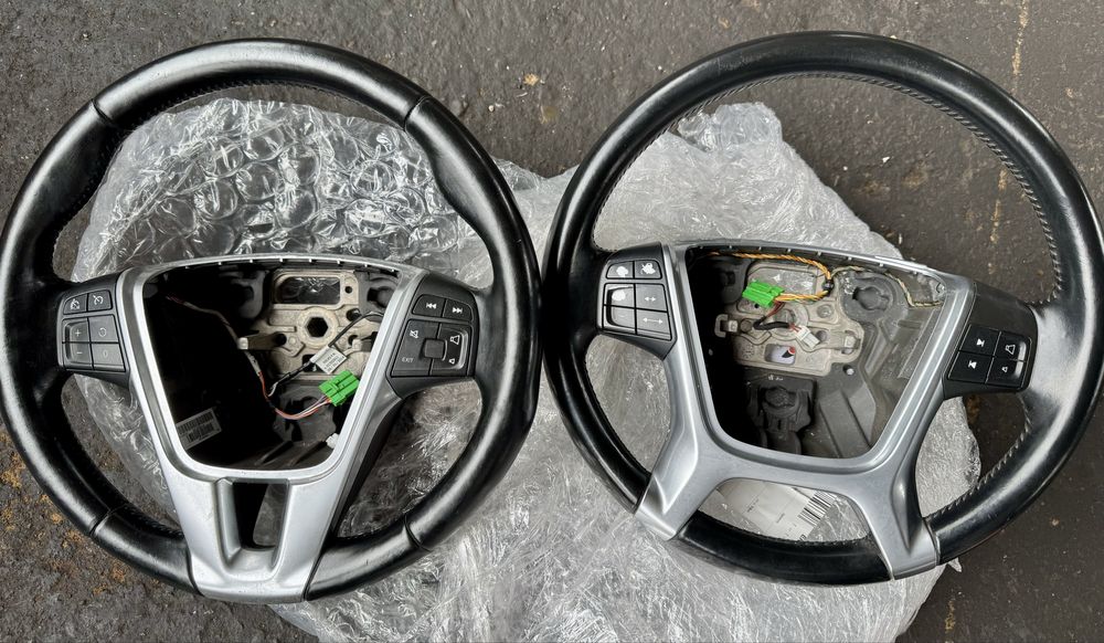 Volvo 2 броя волани