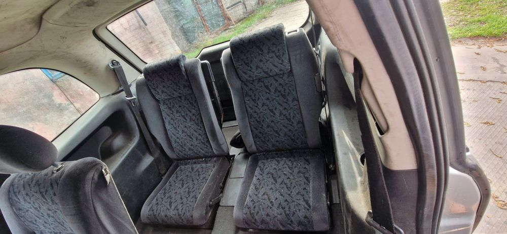 Opel Zafira 1.6 Benzina . GPL. 7 locuri . An 2000