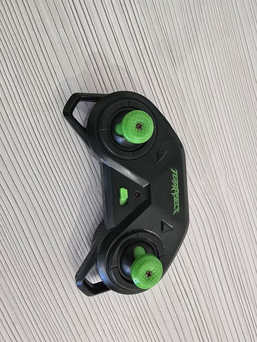 Masina cu telecomanda, Alphagroup, Plastic, Terra-Sect, Verde/Negru